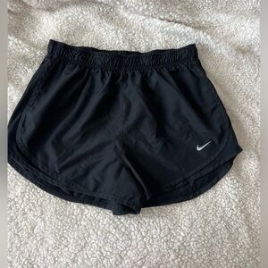 Black nike shorts